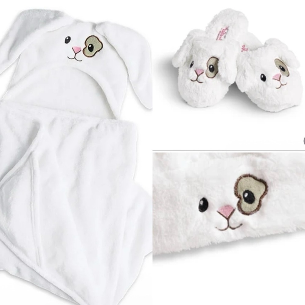 American girl cozy carrot WellieWishers set: blanket, headband, and slippers NWT